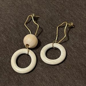 Asymmetrical hoop earrings